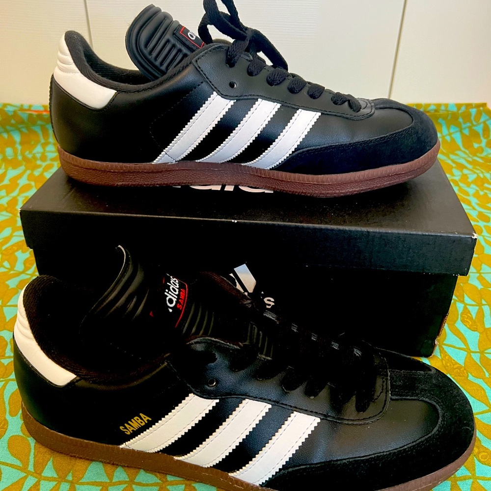 Adidas Samba classics size 7/40